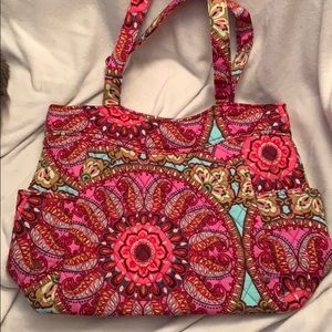 Vera Bradley Pleated Tote Resort Medallion EUC